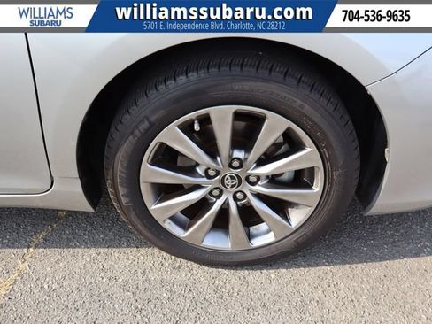 Used 2015 Toyota Camry XLE w/ Advanced Technology Package FWD image 41