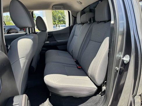 Used 2021 Toyota Tacoma SR5 RWD image 12