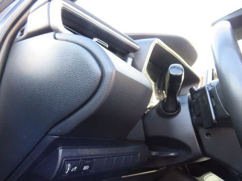 Certified 2023 Toyota Corolla SE image 32