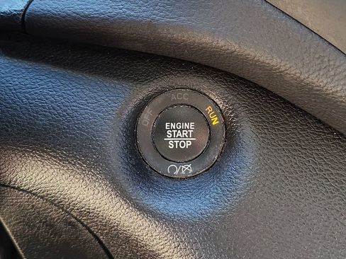 Used 2022 Jeep Cherokee Latitude Lux image 16