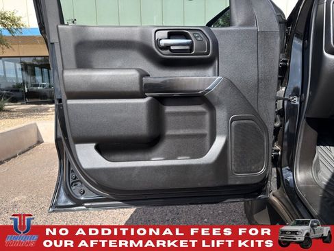 Used 2021 Chevrolet Silverado 1500 Custom Trail Boss w/ Midnight Edition AWD/4WD image 19