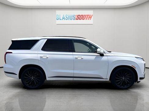 Used 2025 Hyundai Palisade Calligraphy AWD/4WD image 2