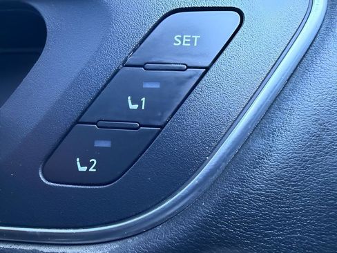 Certified 2023 Nissan Rogue Platinum w/ Platinum Premium Package image 19