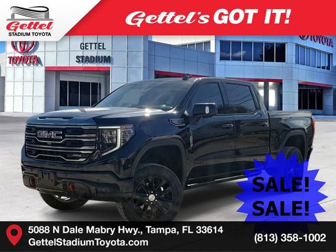 Used 2022 GMC Sierra 1500 AT4 w/ AT4 Premium Package image 1