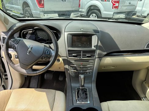 Used 2015 Lincoln MKT AWD w/ Equipment Group 201A image 22