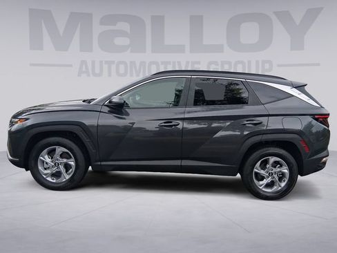 Used 2022 Hyundai Tucson Blue AWD/4WD image 2