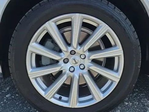 Used 2016 Volvo XC90 T6 Inscription w/ Vision Package image 57