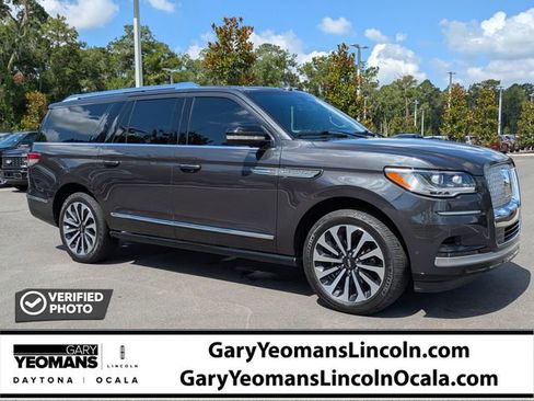 Used 2022 Lincoln Navigator L Reserve AWD/4WD image 1