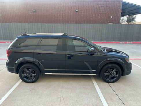 Used 2020 Dodge Journey Crossroad w/ Popular Equipment Group image 7