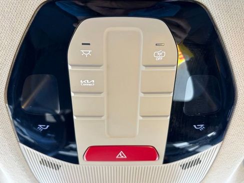 Used 2025 Kia K4 FWD image 24