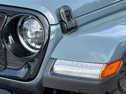 New 2026 Jeep Gladiator Sport