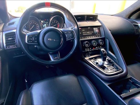 Used 2020 Jaguar F-TYPE Checkered Flag image 6