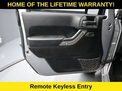 Used 2013 Jeep Wrangler Sport AWD/4WD image 11