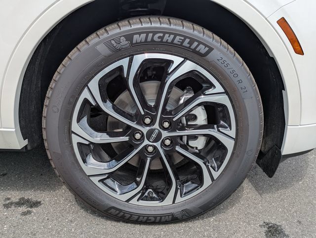 New 2026 Lincoln Nautilus Reserve AWD/4WD image 11