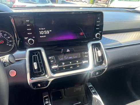Used 2022 Kia Sorento SX AWD/4WD image 22