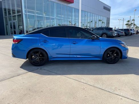 Certified 2025 Nissan Sentra SR w/ SR Premium Package FWD image 2