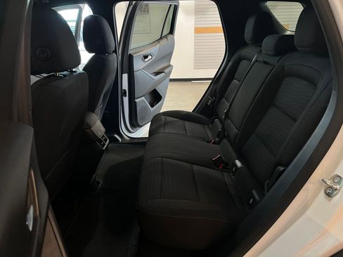 Used 2025 Chevrolet Equinox LT image 25