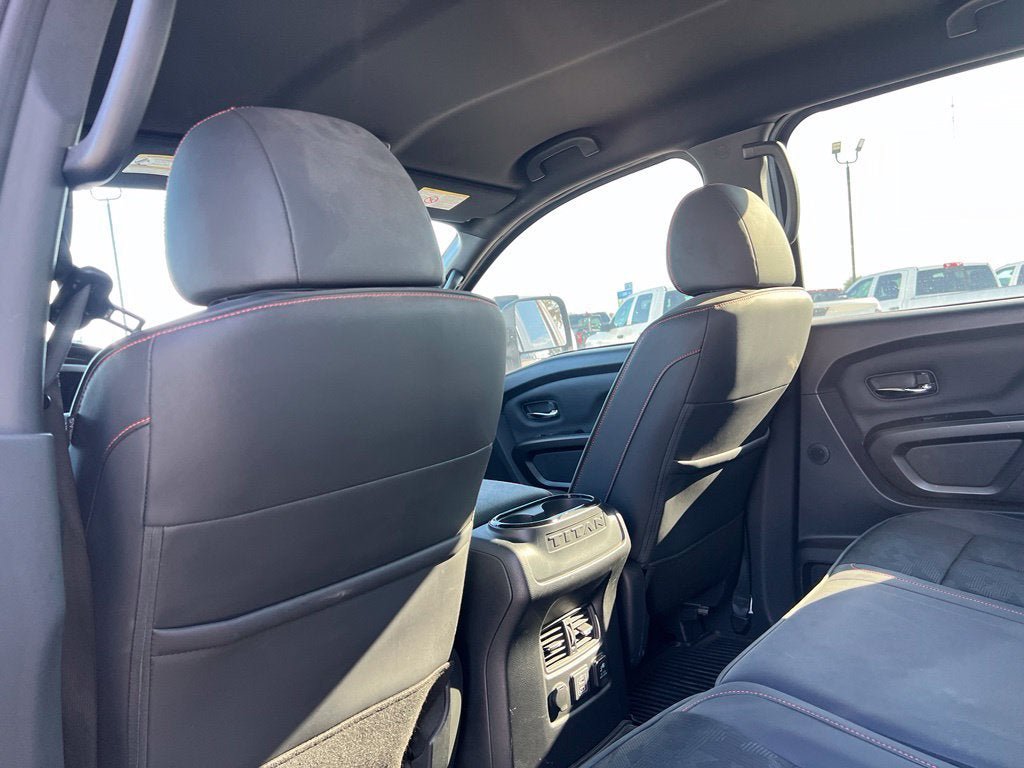 Used 2023 Nissan Titan PRO-4X AWD/4WD image 21