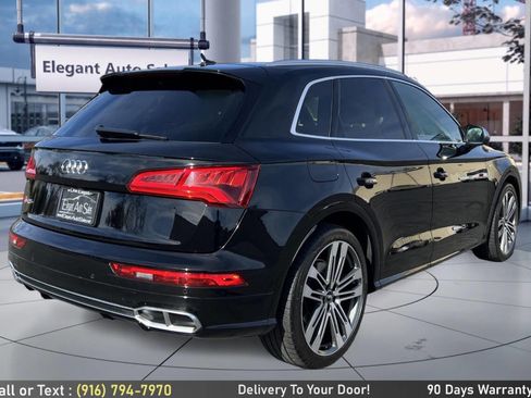 Used 2018 Audi SQ5 Prestige w/ Prestige Package image 5