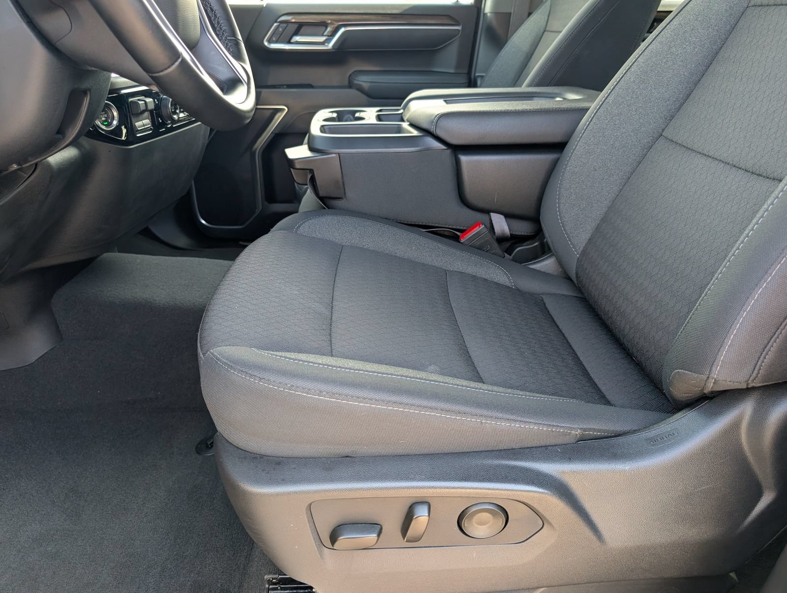 Used 2026 Chevrolet Silverado 1500 RST RWD image 15
