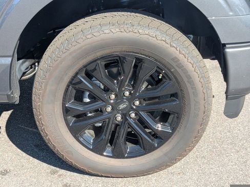 New 2025 Ford F150 Lariat w/ Equipment Group 502A High image 11