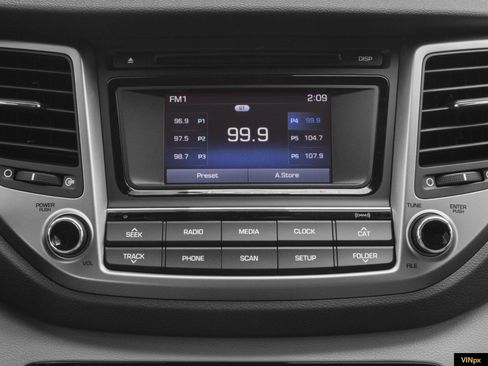 Used 2018 Hyundai Tucson SEL image 8