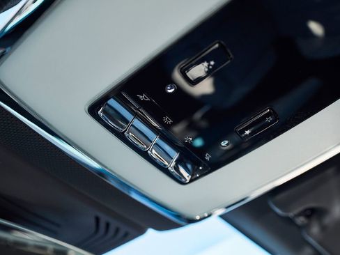 Used 2025 Rolls-Royce Ghost AWD/4WD image 86