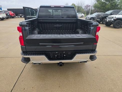 Used 2022 Chevrolet Silverado 1500 LTZ image 22