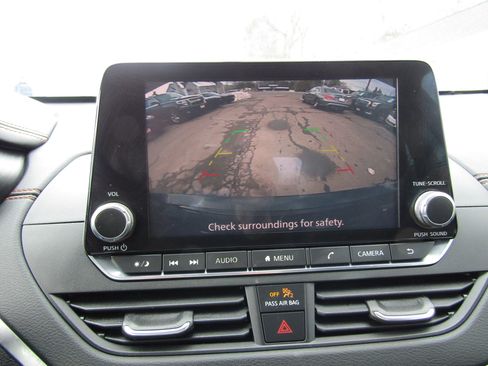 Used 2019 Nissan Altima 2.5 SR w/ SR Premium Package image 24