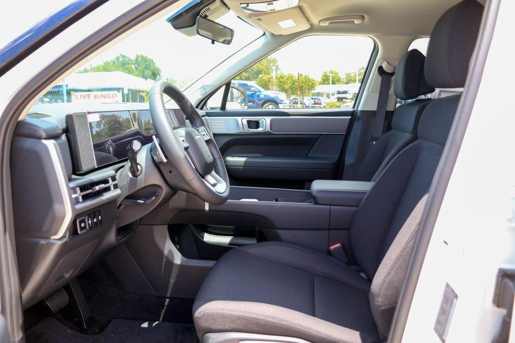 New 2026 Hyundai Santa Fe SE FWD image 7