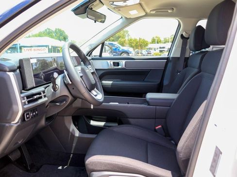 New 2026 Hyundai Santa Fe SE FWD image 7