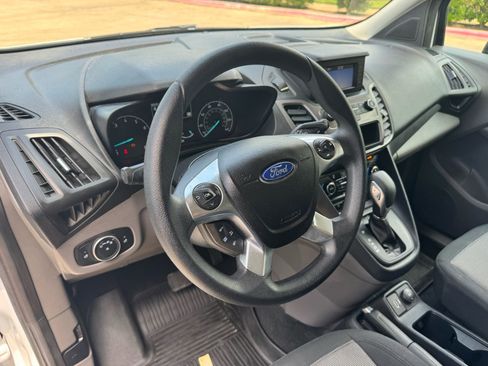 Used 2021 Ford Transit Connect XL FWD image 13