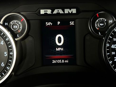 Used 2024 RAM 2500 Big Horn w/ Bed Utility Group image 14