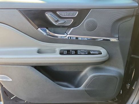 Certified 2024 Lincoln Corsair Premiere image 24