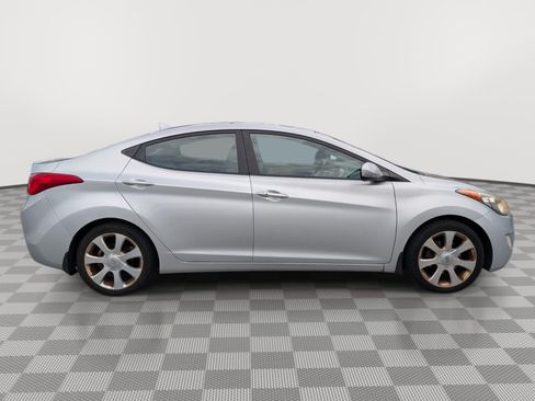 Used 2012 Hyundai Elantra Limited w/ Technology Pkg 5 FWD image 6