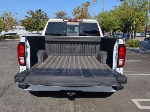 New 2026 GMC Sierra 1500 Elevation w/ Elevation Premium Package AWD/4WD image 23