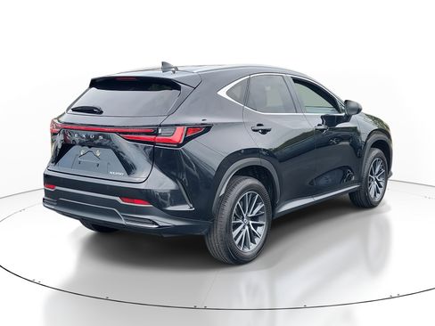 Used 2024 Lexus NX 250 FWD w/ Cold Area Package image 6