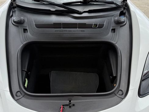 Used 2019 Porsche 718 Boxster RWD image 38