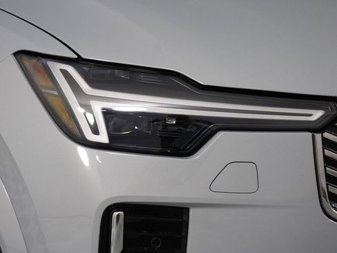 Certified 2026 Volvo XC90 B6 Core image 26