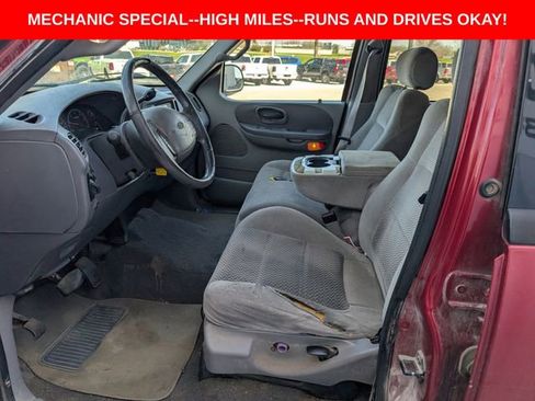 Used 2001 Ford F150 XLT image 2