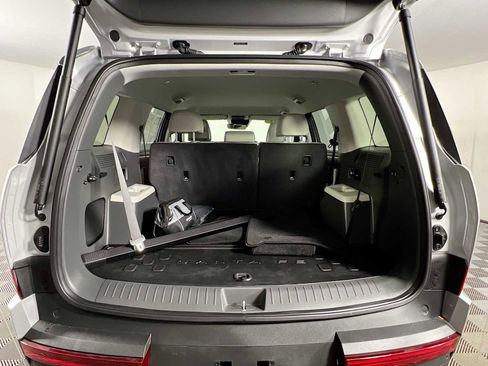 Used 2025 Hyundai Santa Fe SEL image 26