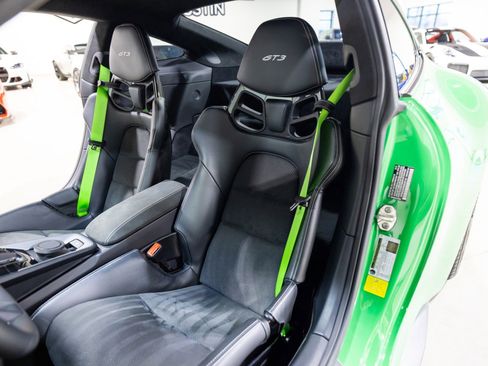 Used 2022 Porsche 911 GT3 image 38