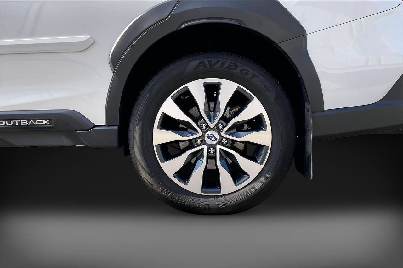 Used 2024 Subaru Outback Limited AWD/4WD image 36