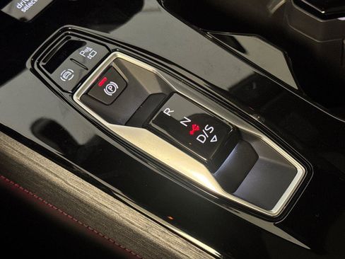 Used 2025 Audi A5 2.0T Premium Plus w/ Premium Plus image 21