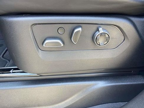 Certified 2025 Cadillac Escalade Premium Luxury Platinum RWD image 13