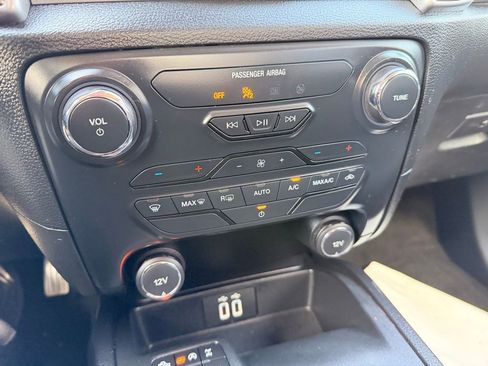 Used 2019 Ford Ranger XLT w/ FX4 Off-Road Package image 19