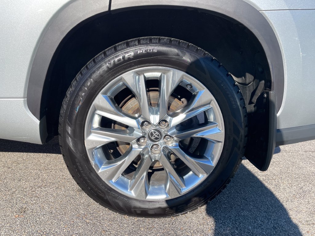 Used 2020 Toyota Highlander Limited AWD/4WD image 10