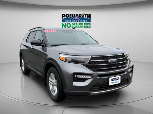 Used 2022 Ford Explorer XLT w/ Equipment Group 202A AWD/4WD image 1
