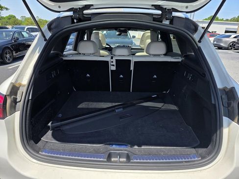Certified 2025 Mercedes-Benz GLC 300 image 10