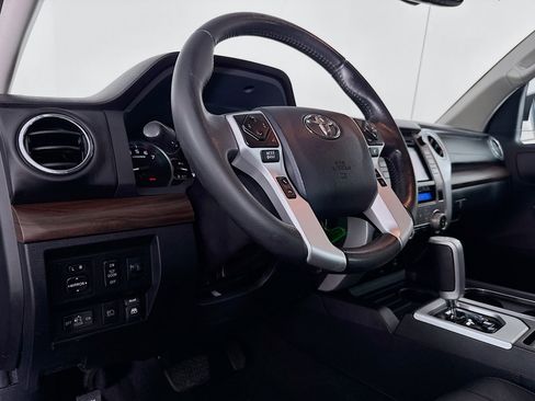 Used 2018 Toyota Tundra Limited image 21